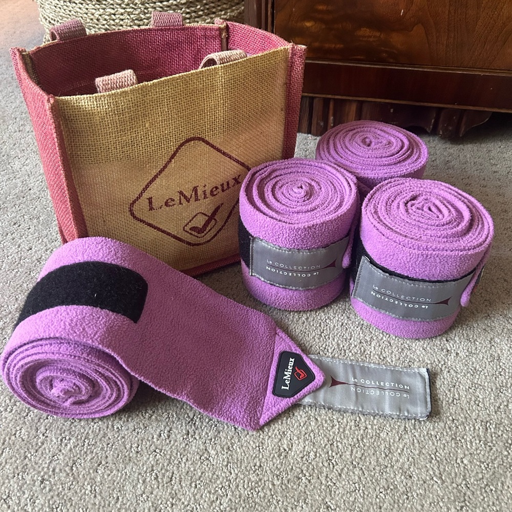 Lemieux Classic Polo Wraps/Bandages, beautiful pink/lavender color